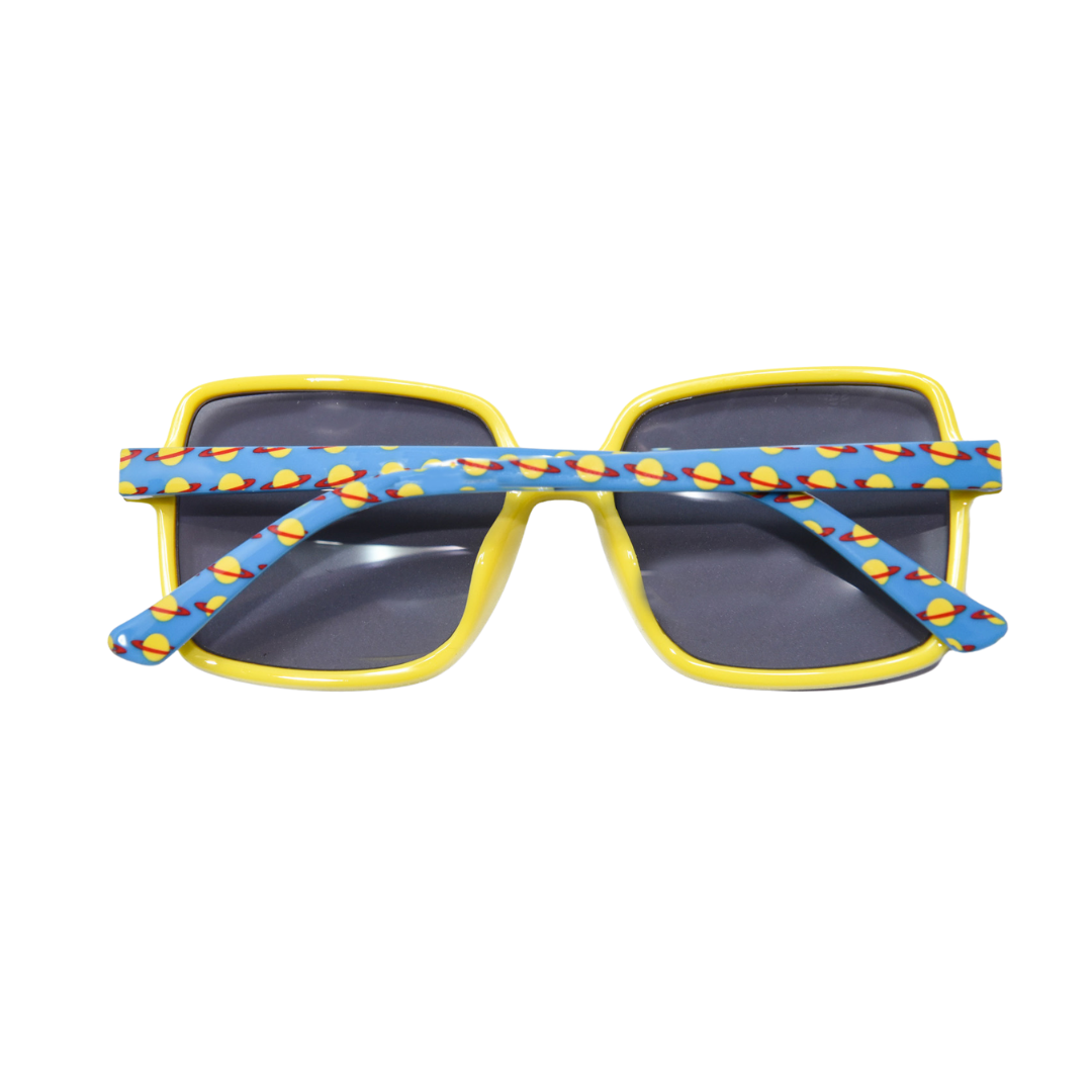Back view of the playful Rugrats Chuckie sunglasses for children, blending fun and sun safety.