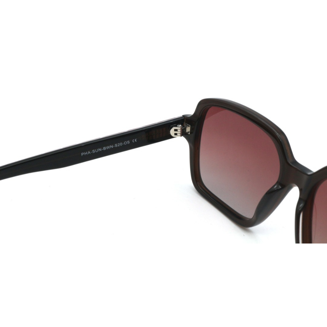 Pharaoh Frames Giraffe